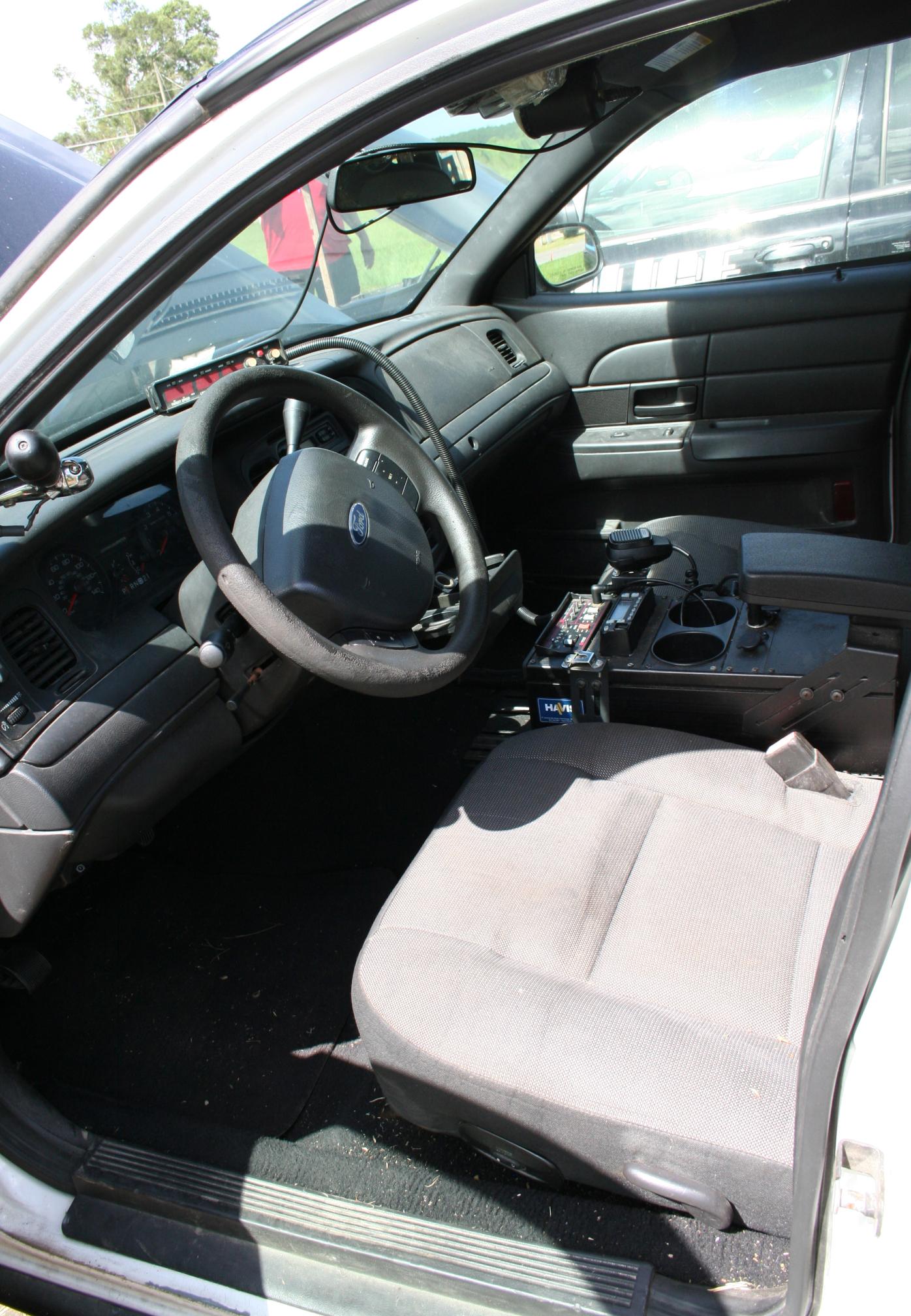 2007 FORD Crown Victoria (CVC) - Image 7